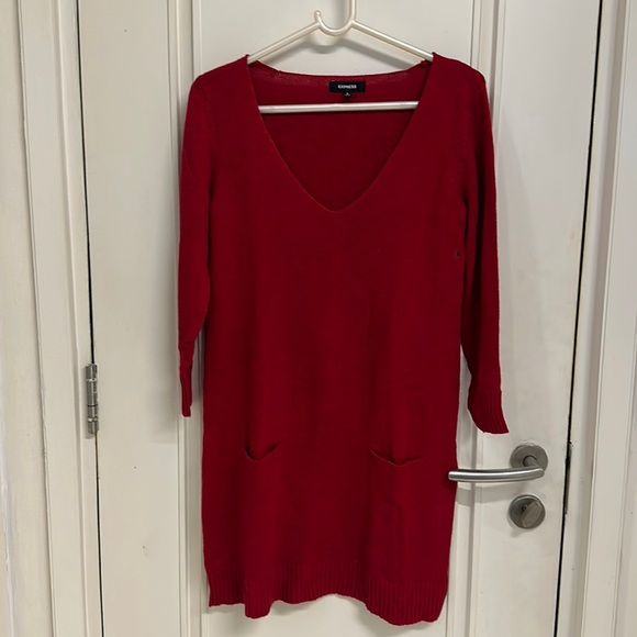 Express Dresses & Skirts - NWOT EXPRESS Woollen Mini dress with V-Neck and sleeves with pockets! Size UK S
